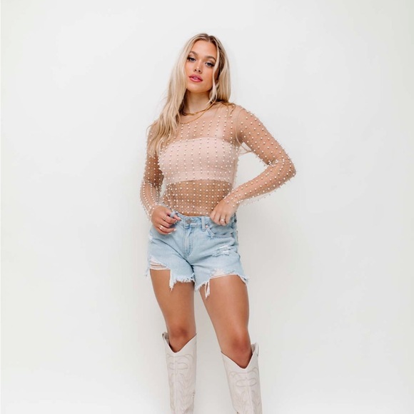 SOLD OUT ONLINE NWOT Kenzie Nude Top The Post - Picture 4 of 6